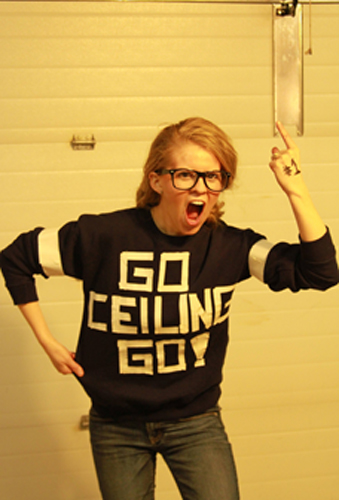 Another pun on the ceiling fan. ceiling fan halloween costume idea