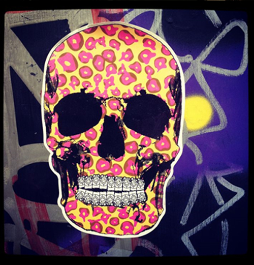 street art skull sticker design