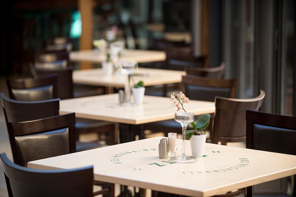 00e02833828256.56b9df41ce847