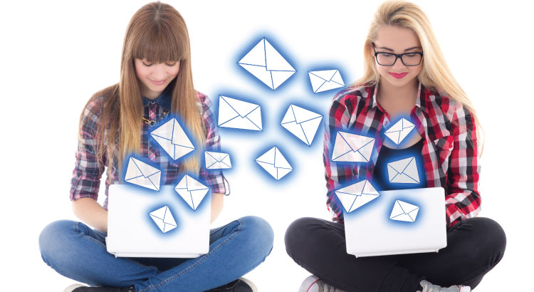 A marketer and a blogger in email correspondence