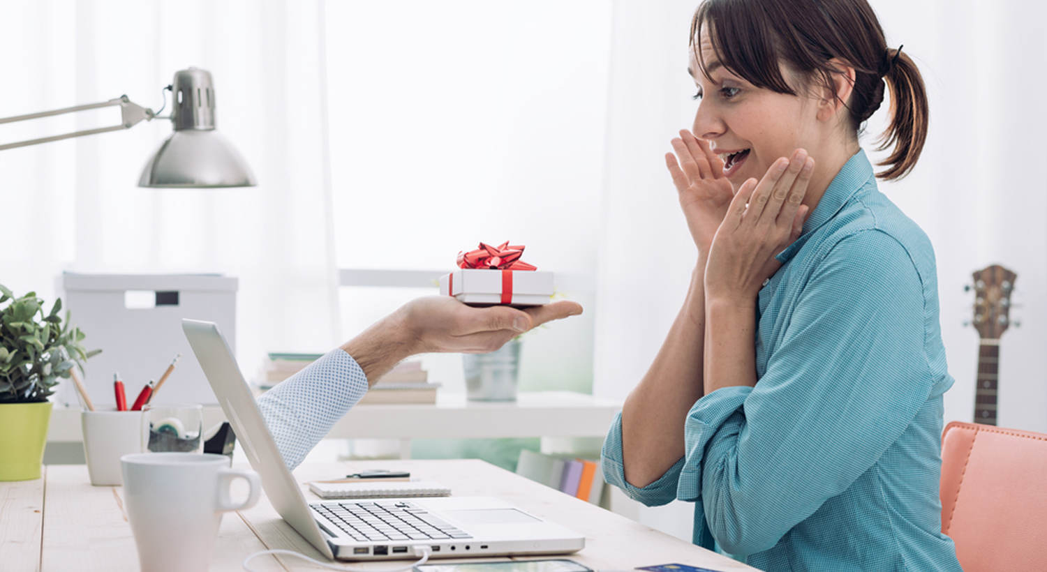 Holiday marketing tips for businesses.